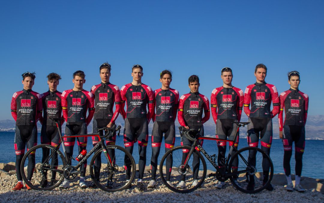 Az MKB Bank Cycling Team két kerékpárosa Belgiumban versenyez